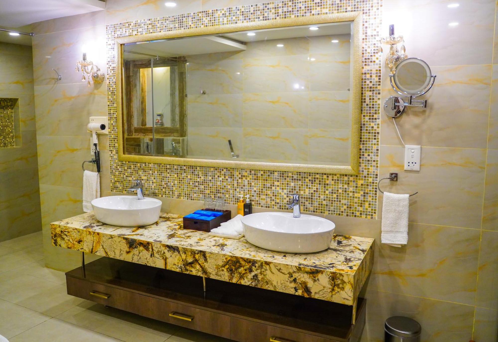 Ifq Hotel & Resort Islamabad Exteriör bild